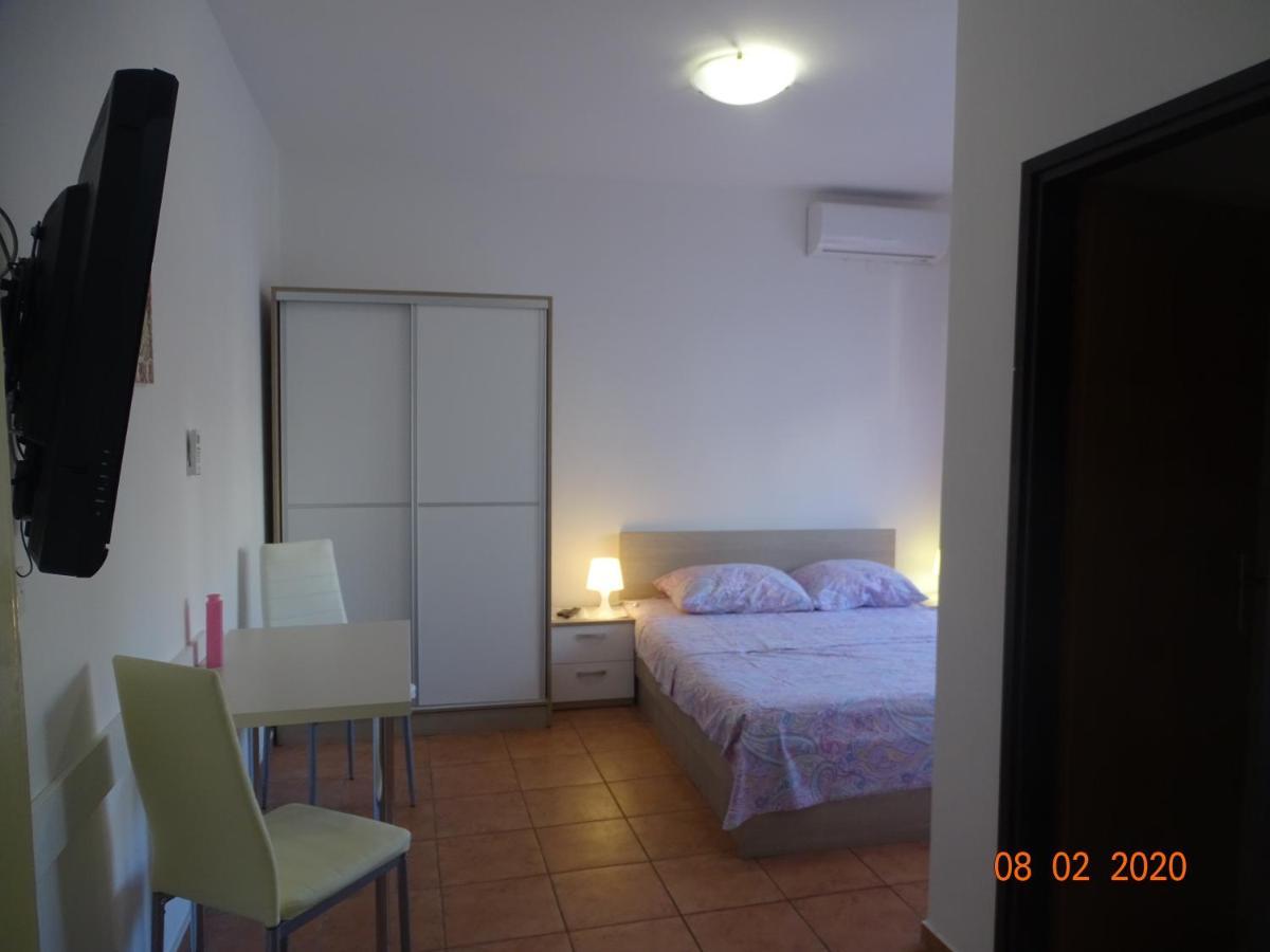 Apartments Antea & Magdalena ピロヴァッツ エクステリア 写真